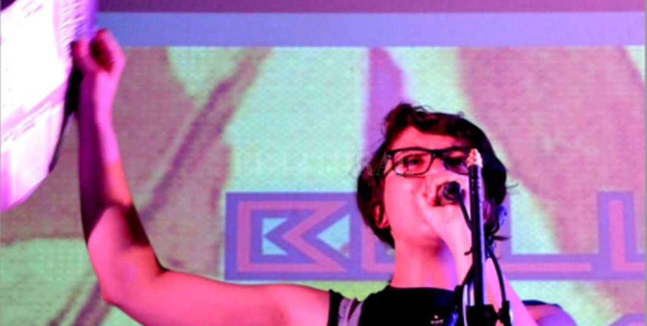 "A sacudir el avispero": cine y literatura LGBT