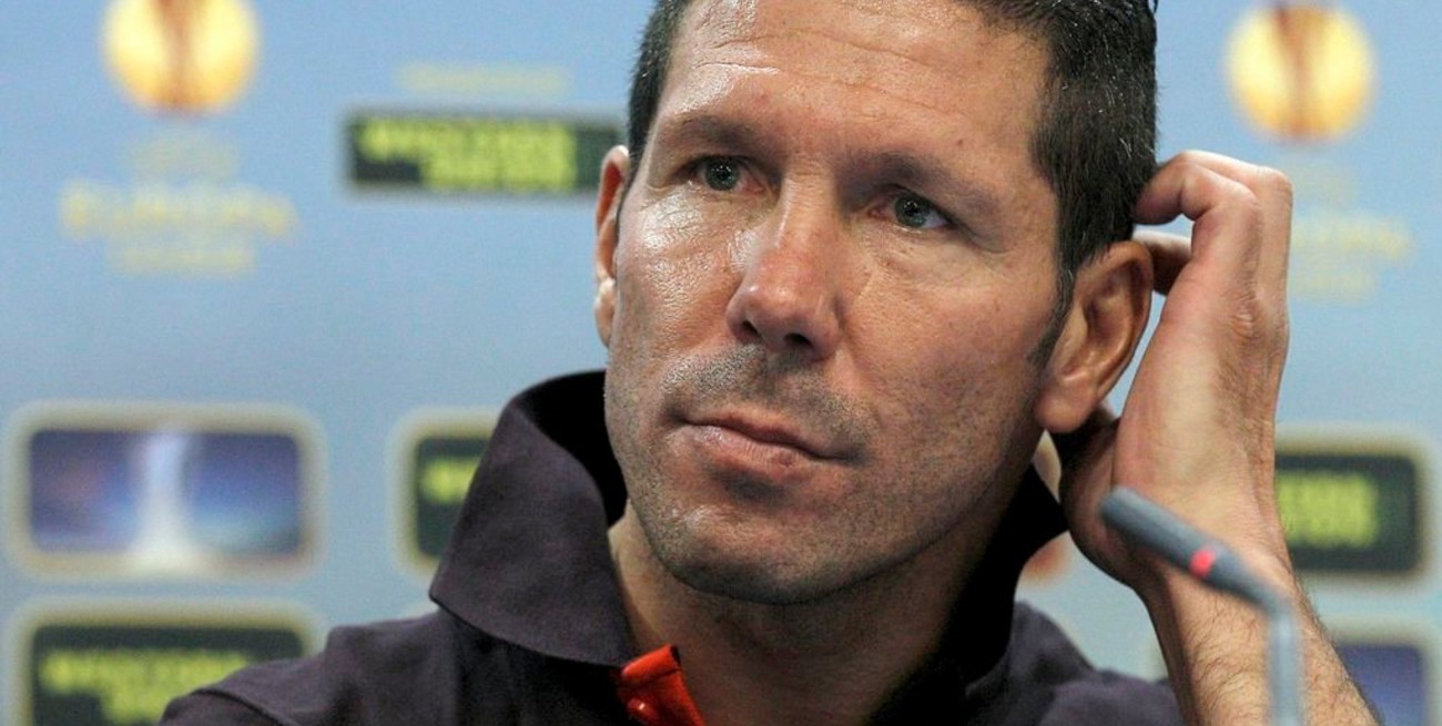 Simeone reconoció su audio y aclaró que elegiría a Messi antes que a Ronaldo