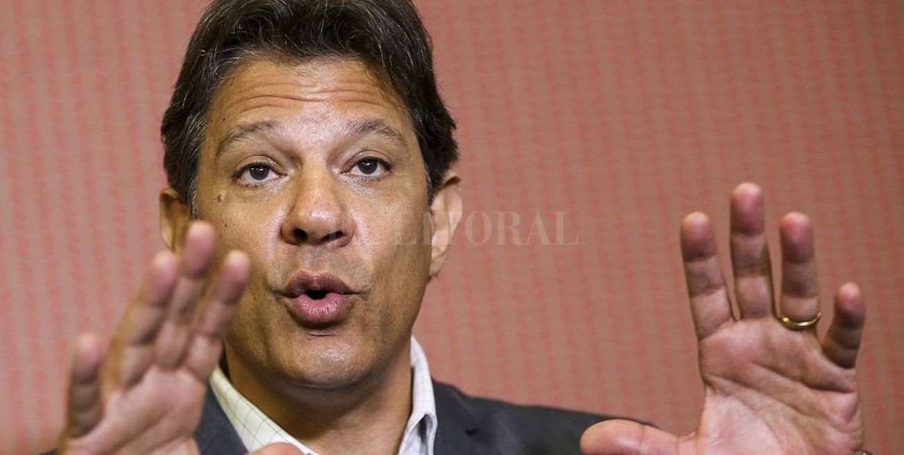 Haddad dejó de lado su postura de "paz y amor" y calificó como "nazi" a Bolsonaro