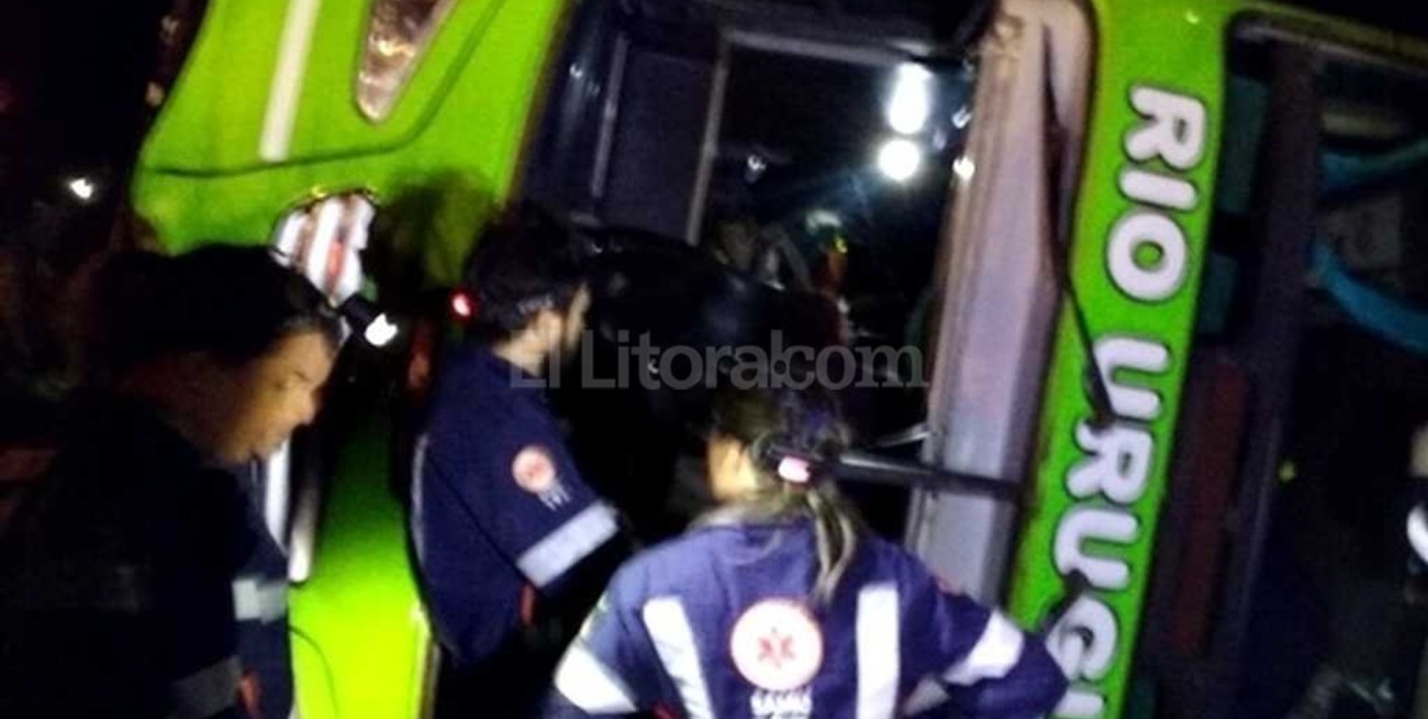 "Nos fuimos pasando al otro carril hasta que desbarrancamos y caímos por el precipicio"