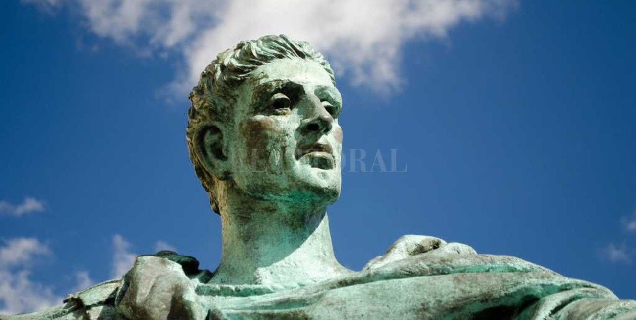 Constantino, los socialistas y el domingo