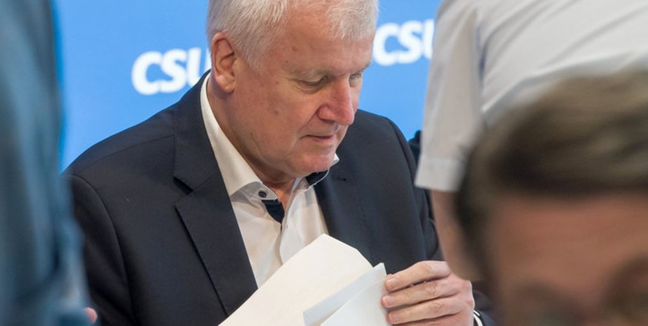 Berlín busca apoyo de Austria para crear centros migratorios comunes 