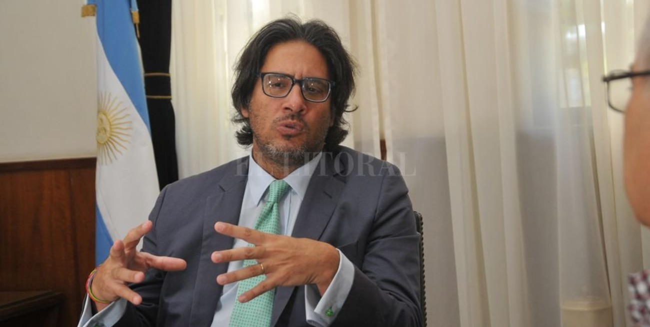 Carrió formalizó el pedido de juicio político contra Garavano