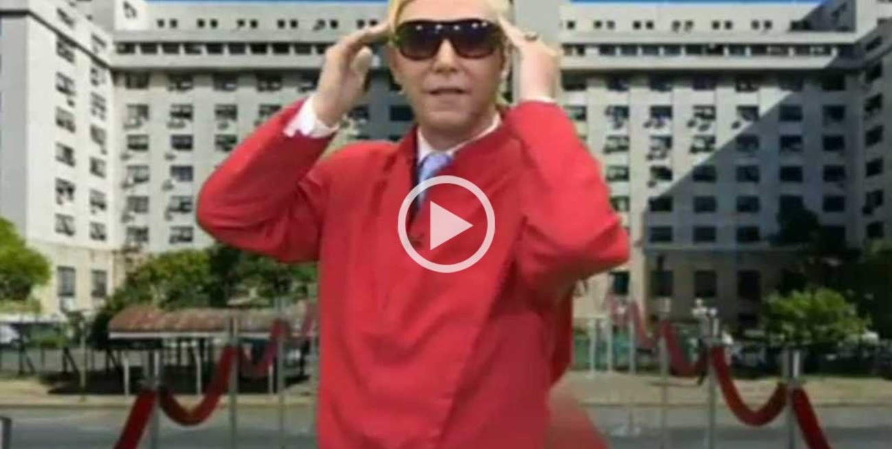 Video: Tarico imitó a Oyarbide por su cambio de look