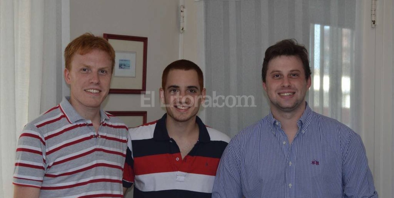 Reservá turno para un fulbito desde el celu, la creación de tres alumnos