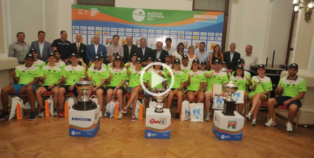 Presentaron a los nadadores del maratón Santa Fe - Coronda