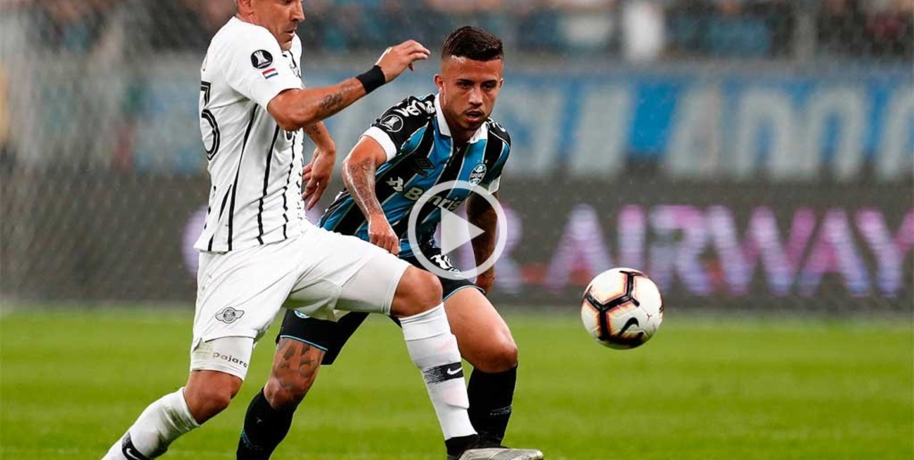 Gremio venció a Libertad y pisa fuerte en la Copa Libertadores
