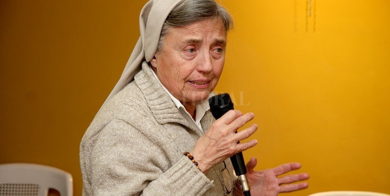 La Hermana Pelloni dijo que el crimen de María Soledad Morales fue "el primer femicidio que se hizo público"