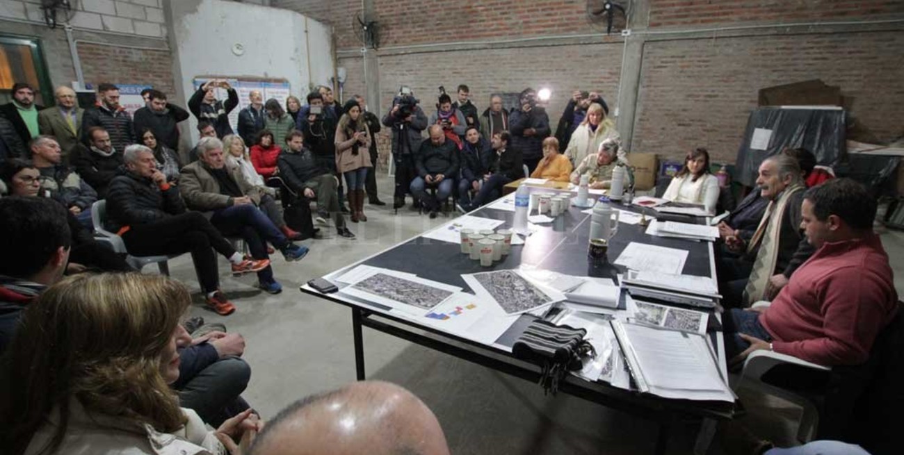 La venta de terrenos de Alem financiará la salida de trenes de carga de la ciudad