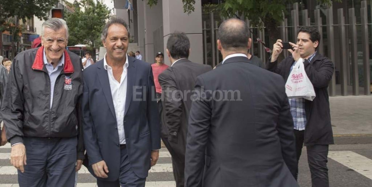 Scioli: "Seguimos con preocupación las medidas que está tomando el gobierno nacional"