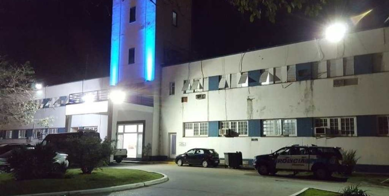 Detienen a 16 policías de Rosario por la muerte de dos hombres