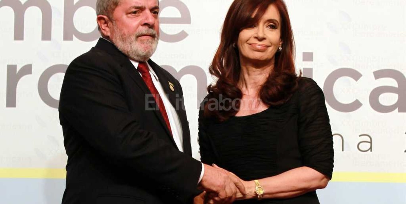 Cristina apoyó a Lula: "Intentan destruir su imagen"