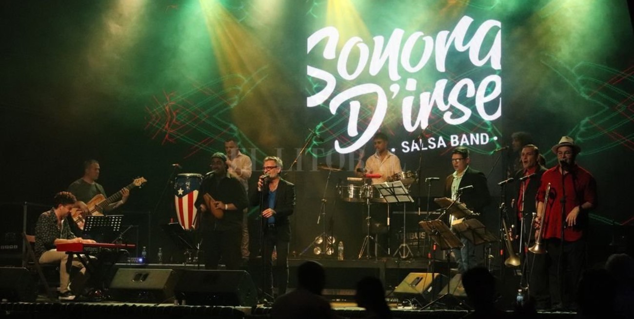 A bailar con Sonora D?irse Salsa Band