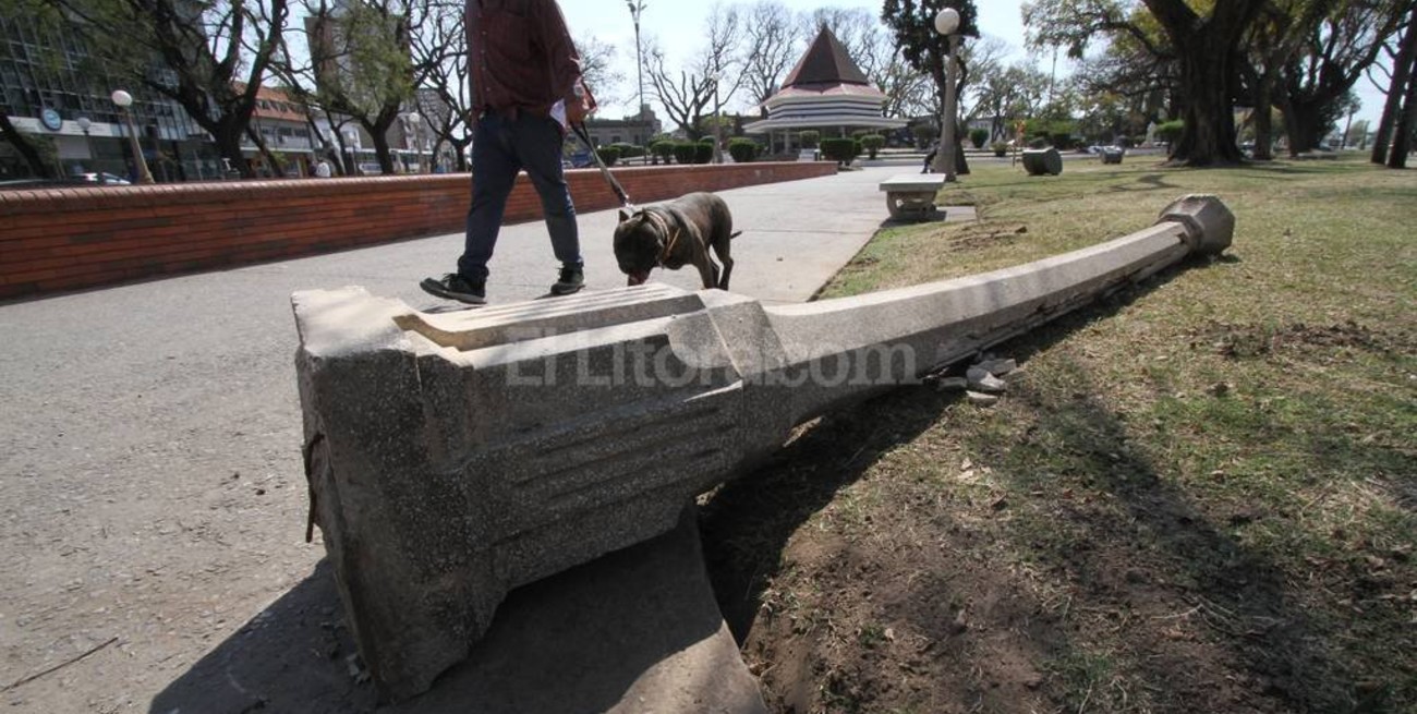 Los contrastes de la  plaza de las palomas