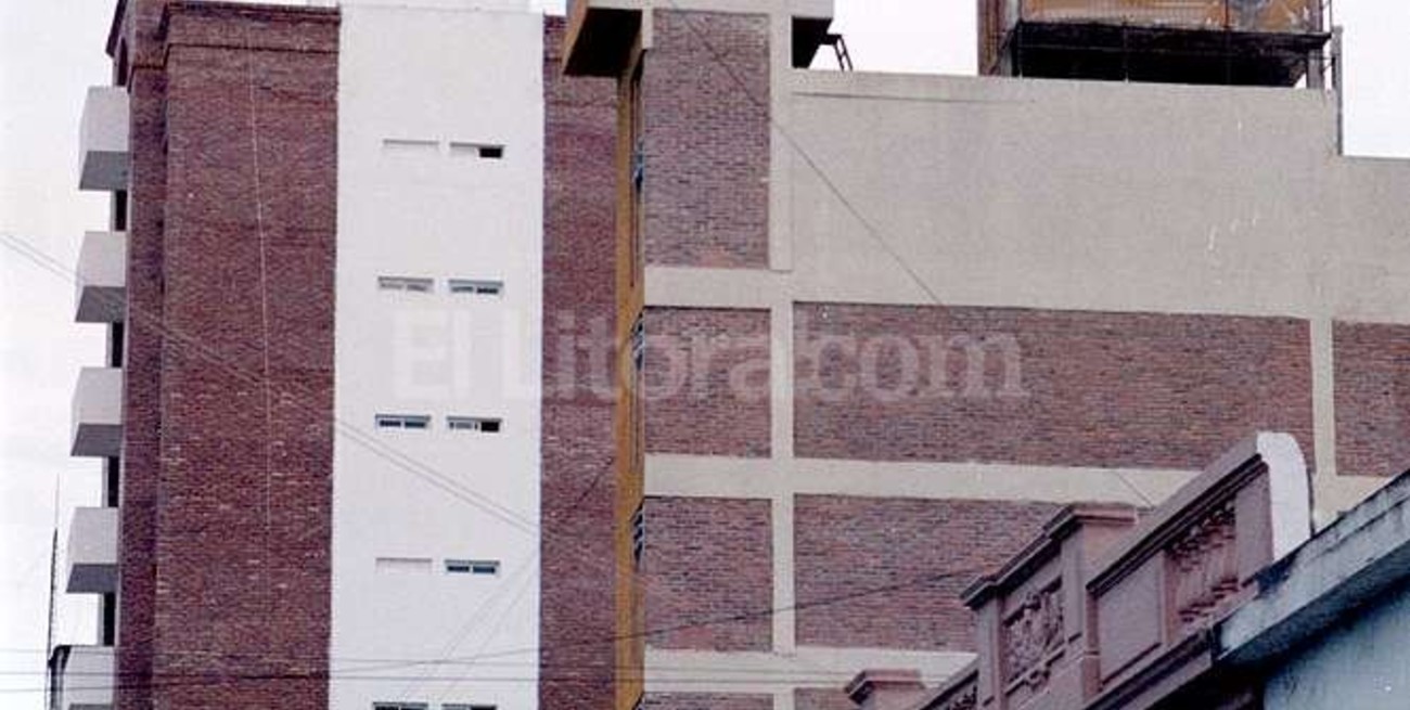 No hay control sobre la limpieza de tanques de agua en edificios