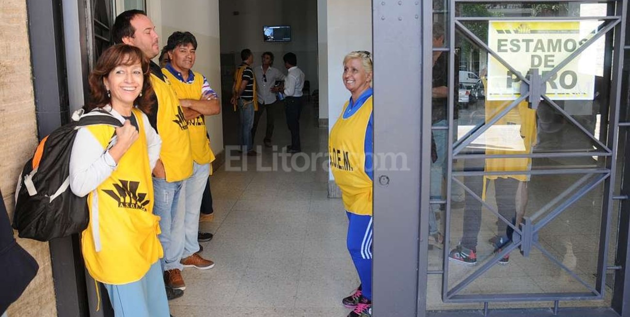 Municipales: "El acatamiento del paro es del 90 por ciento en toda la provincia"