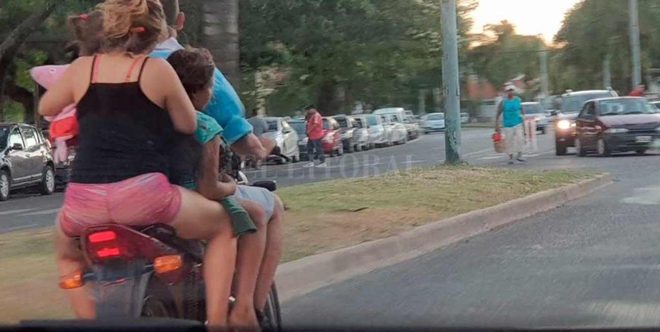 La imprudencia sale de paseo por la costanera santafesina