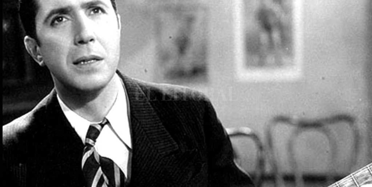 82 años de la muerte de Carlos Gardel