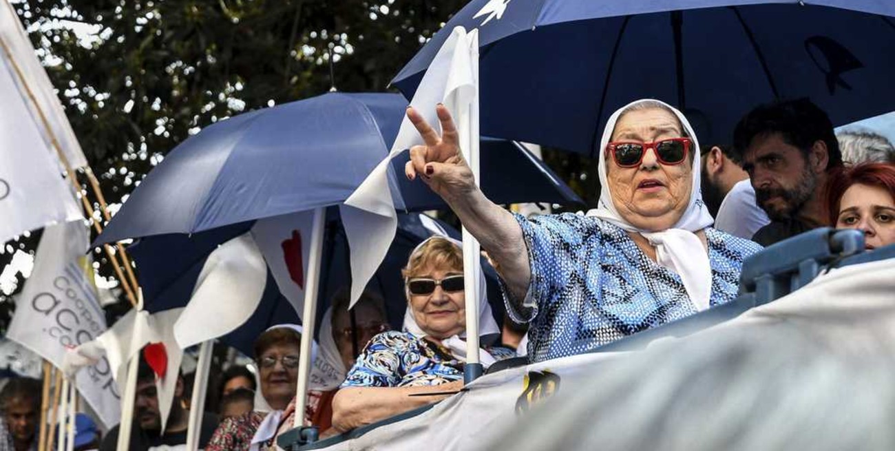 Carta de una docente a Hebe de Bonafini: "Usted me arruinó mi clase..."