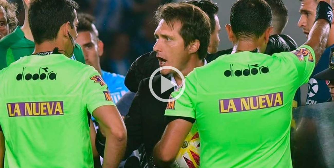 El show de los reclamos entre Guillermo Barros Schelotto y Coudet