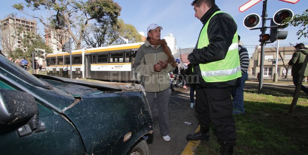 Chocó el tren urbano