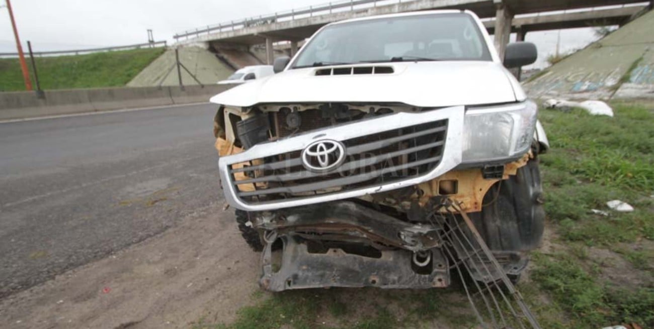 Accidente en la Ruta 168: cuatro vehículos destrozados