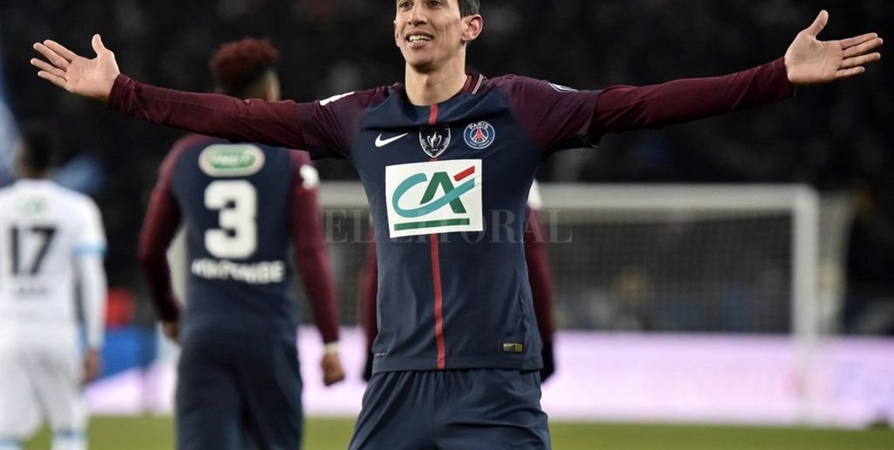 Di María marcó un "doblete" para darle la victoria al PSG en el clásico