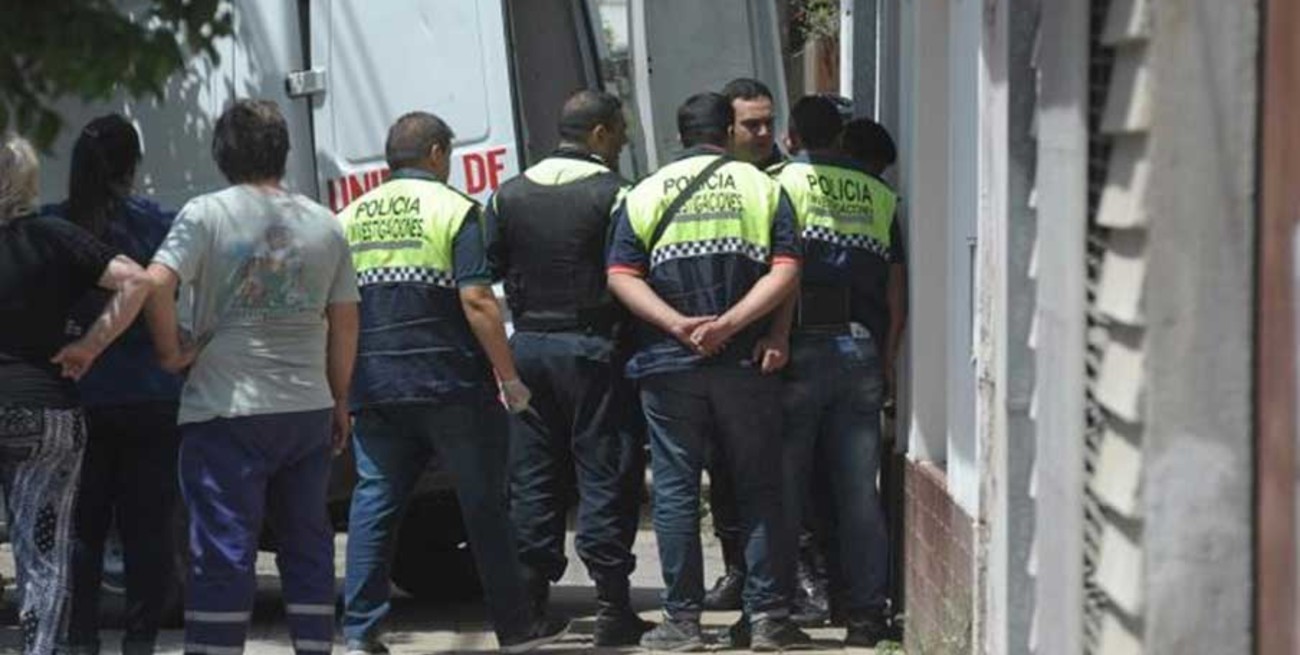 Mato a sus hijos e intentó quitarse la vida: quedó detenida