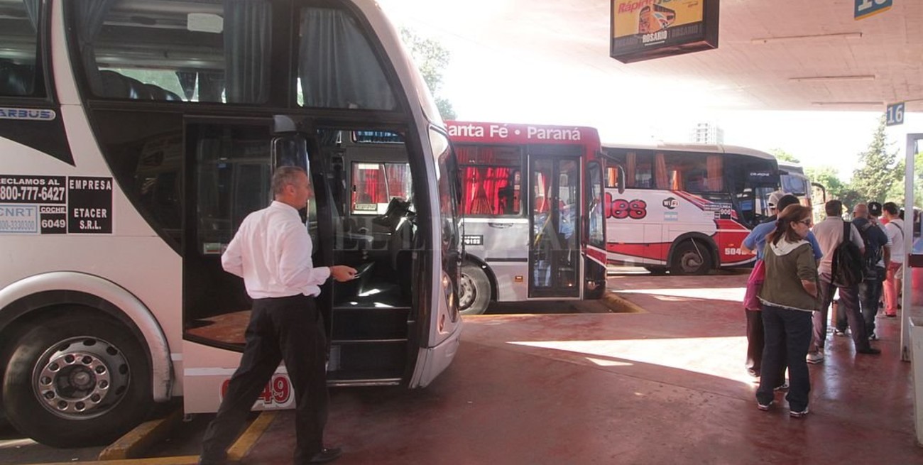Los choferes de larga distancia percibirán un aumento del 21% y no habrá huelgas