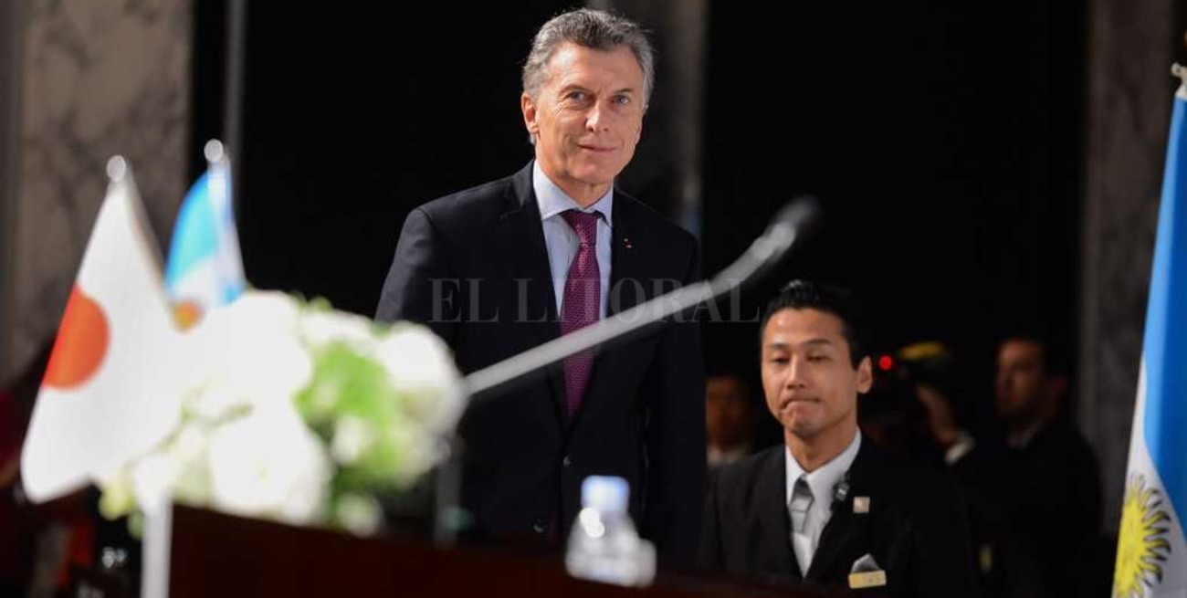 Macri asiste a la inauguración de un hospital en Mataderos