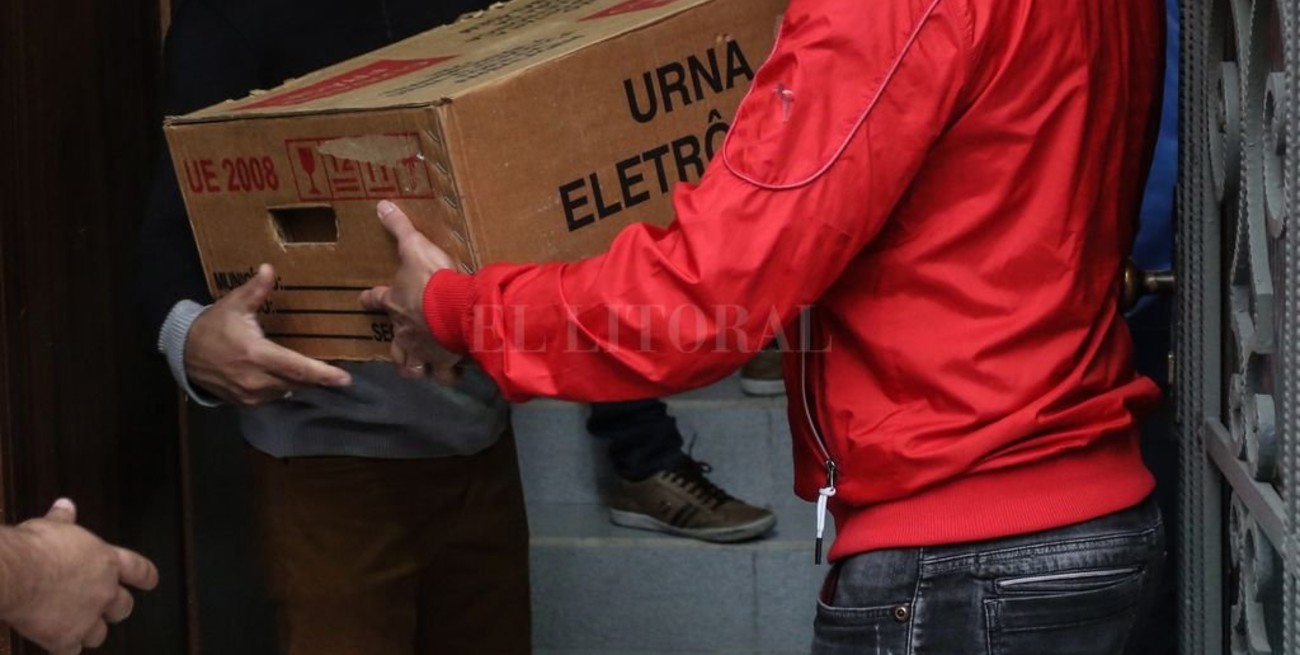 Elecciones en Brasil: comenzó la votación
