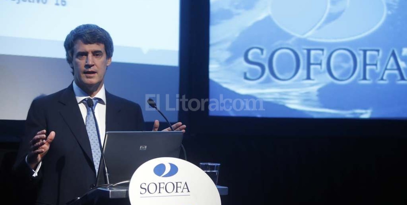 Prat Gay dijo que la inflación del segundo semestre será del 1% mensual