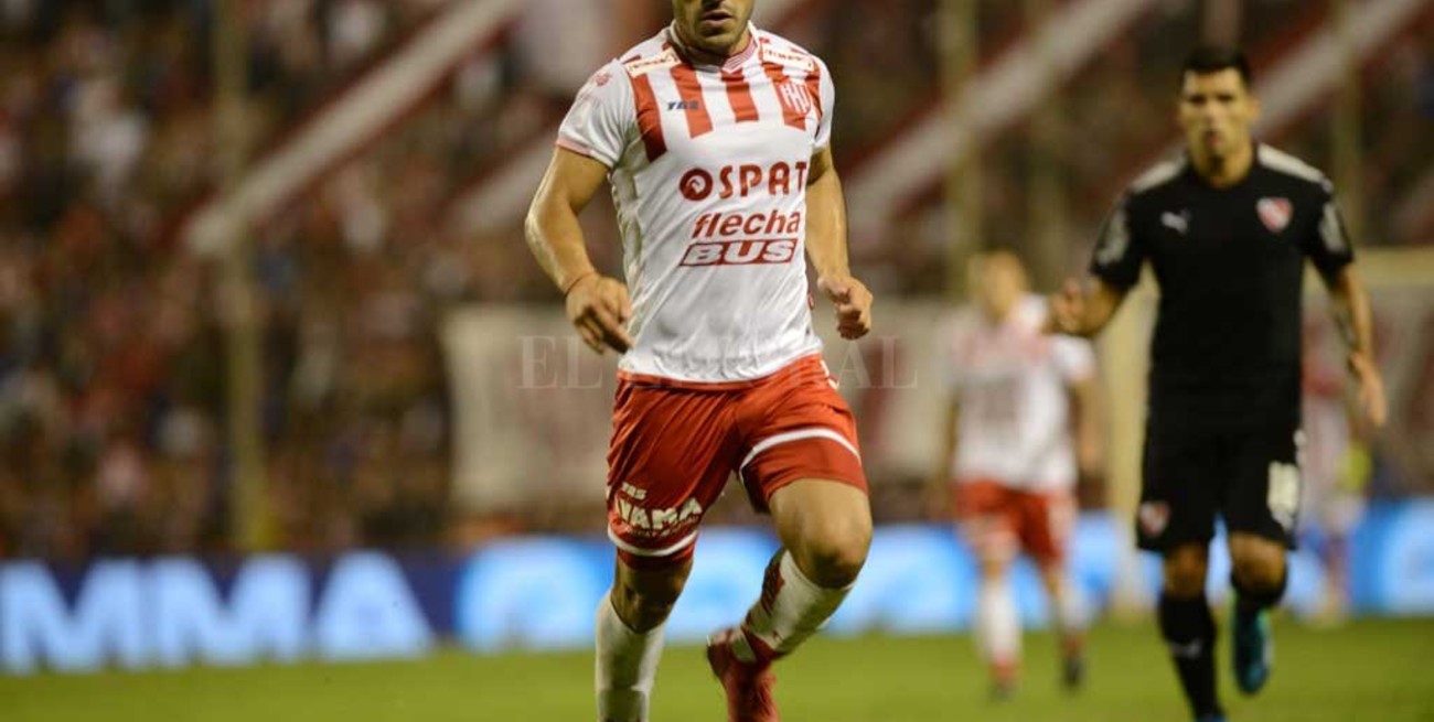 Acevedo ya está en Unión y está "ansioso" por jugar la copa