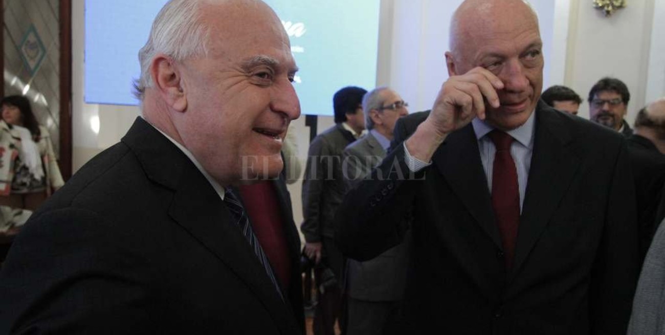 Tarde de cumbres en la Casa Gris y cena con faltazos inesperados