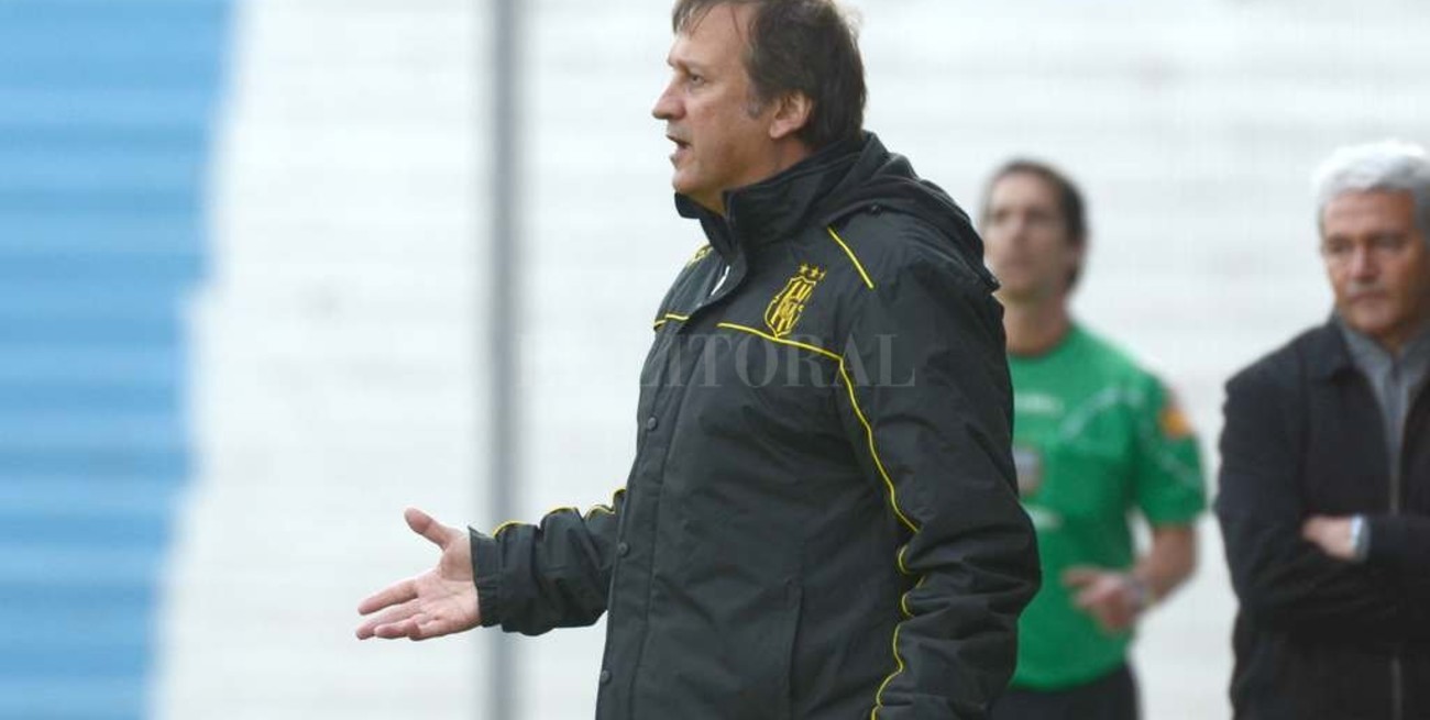 Walter Perazzo es el nuevo técnico de Aldosivi