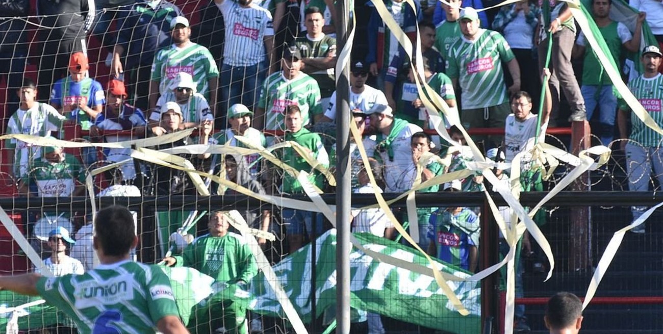 Se sorteó el torneo Federal A de fútbol, que dará dos ascensos a la Primera Nacional