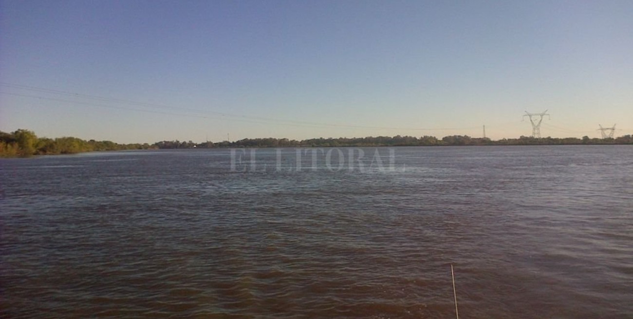 Hallaron un cadáver flotando en el río Coronda