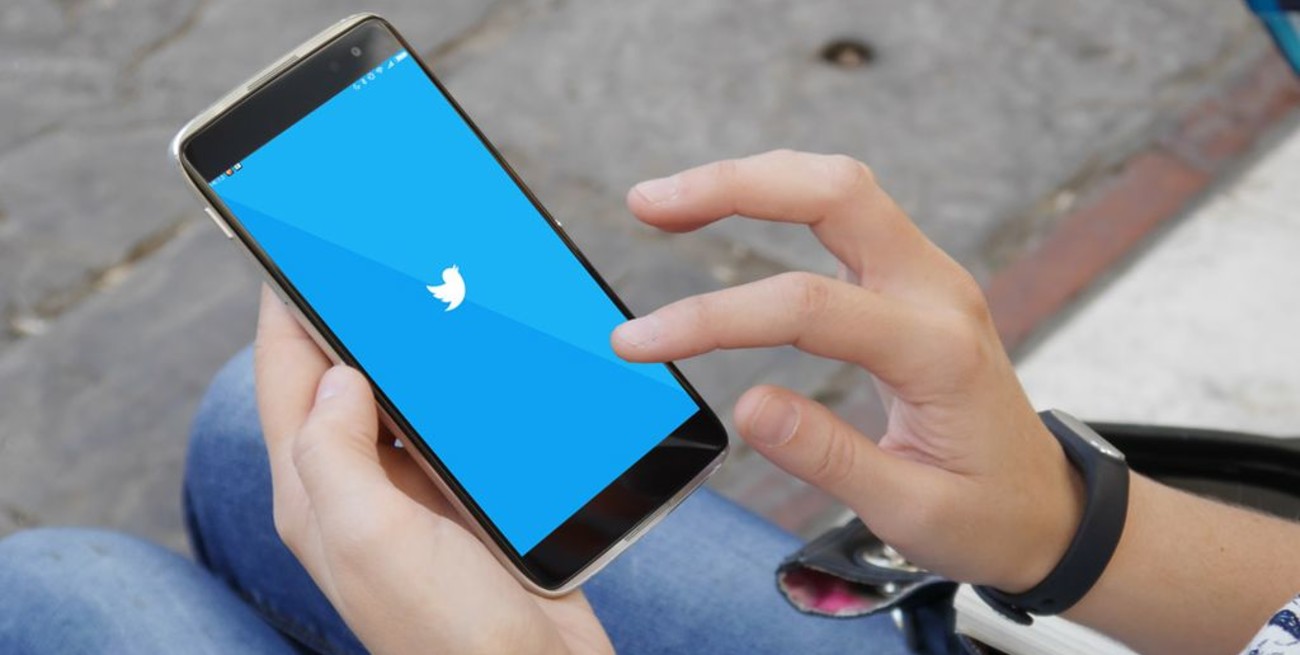 Twitter sugirió a los usuarios que cambien sus contraseñas por una falla de seguridad