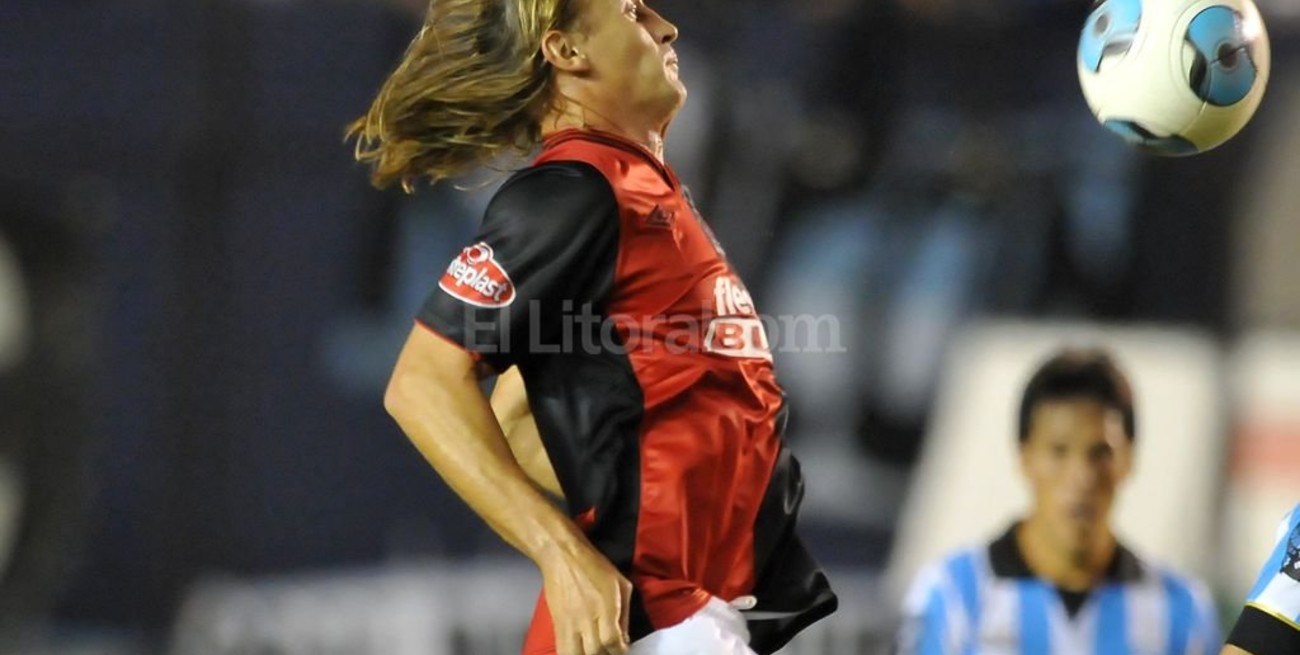 Colón inscribe a Bastía y Barrientos