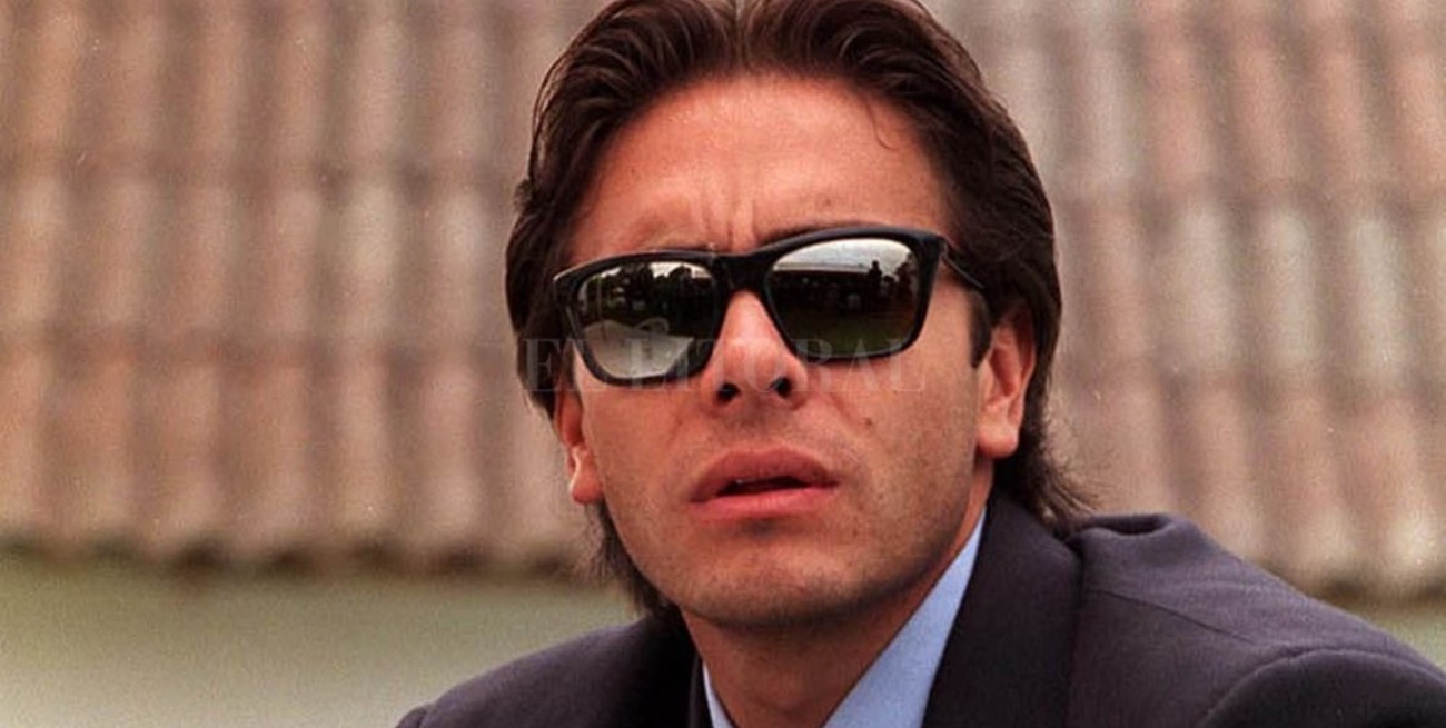 Exhumarán en La Tablada los restos de Carlos Menem Jr.