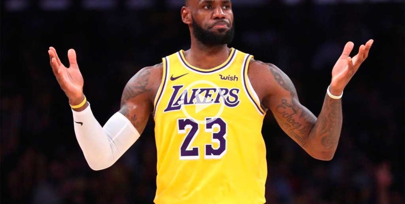 LeBron James la rompe pero los Lakers no pueden ganar