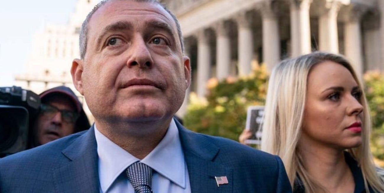 Un socio de Giuliani declaró que Trump "sabía todo" sobre la campaña de presión a Ucrania