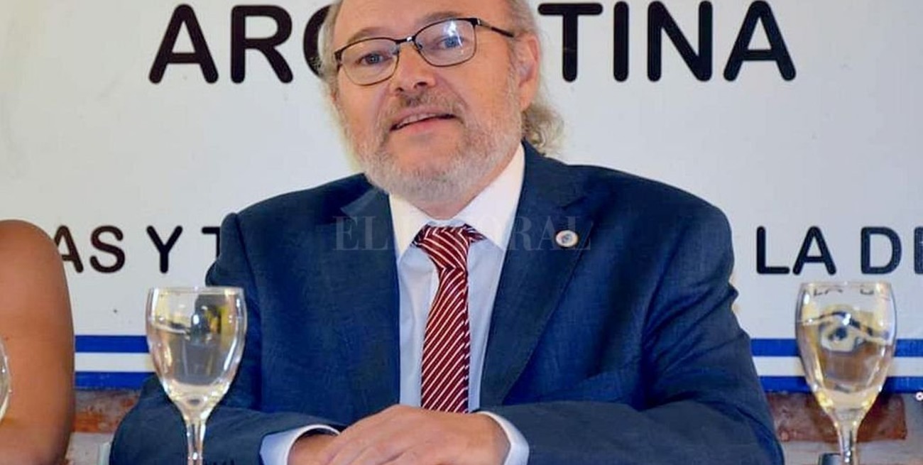 Un santafesino en el instituto de investigación en Defensa