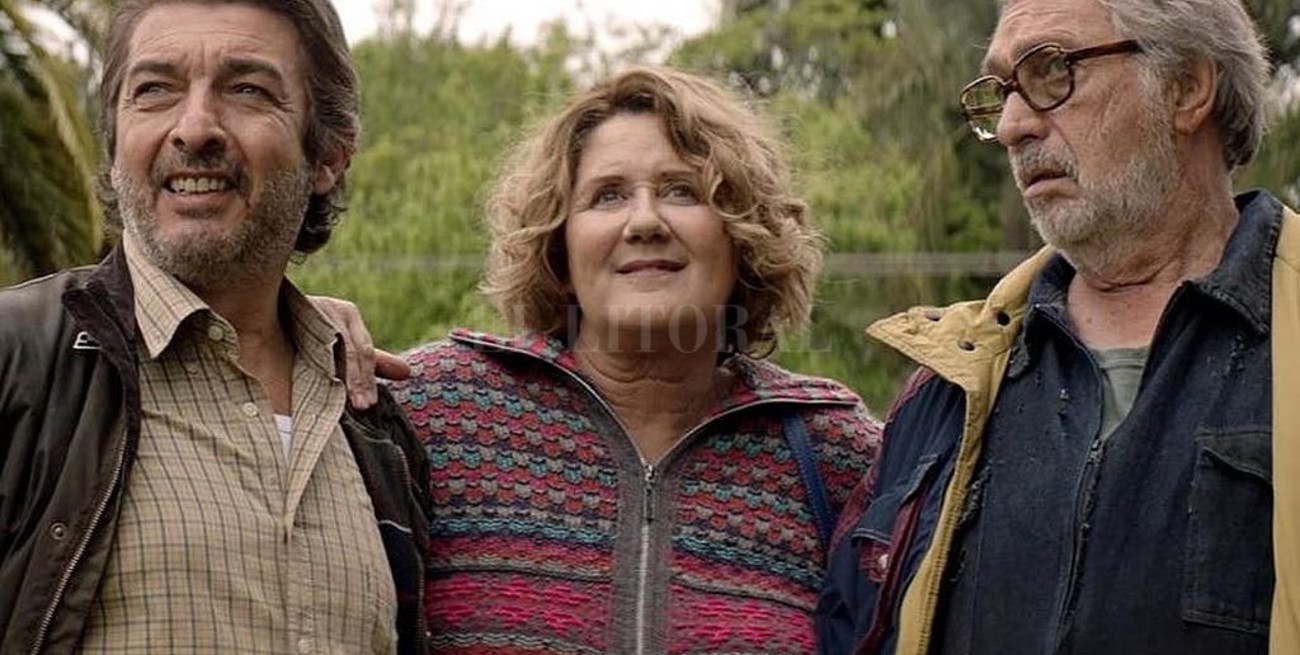 "La Odisea de los Giles" se llevó el premio  Goya 2020