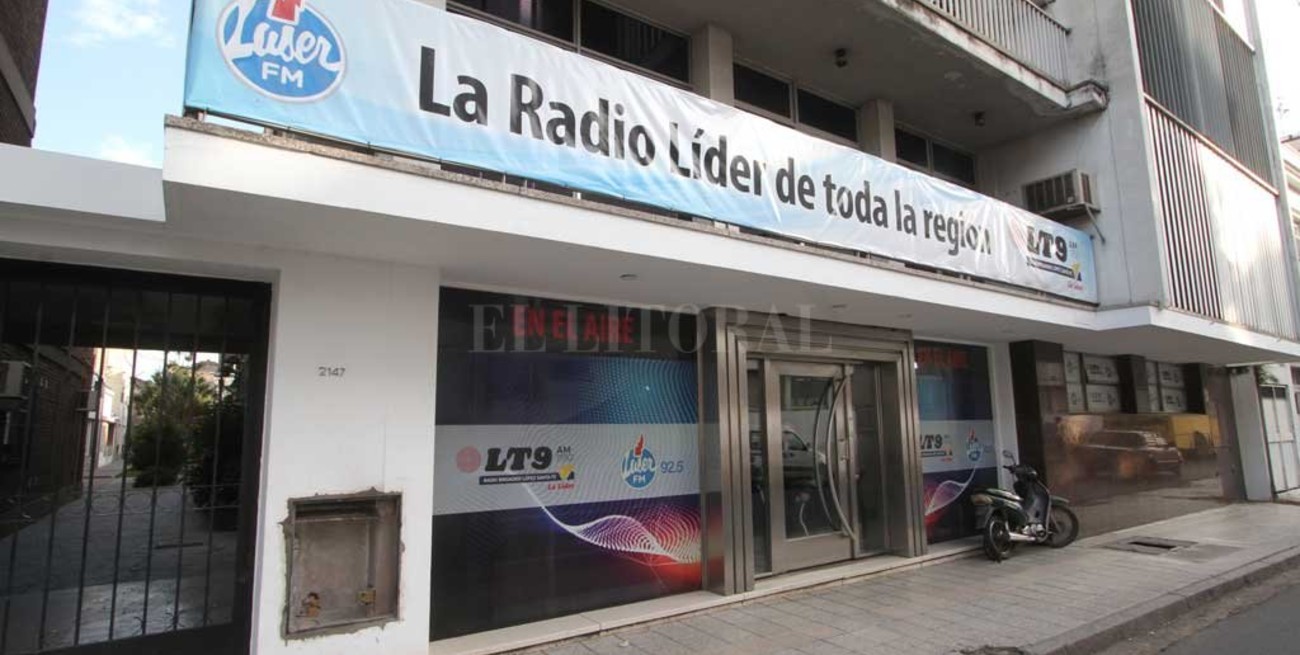 LT9 cumple 95 años: un repaso por su historia