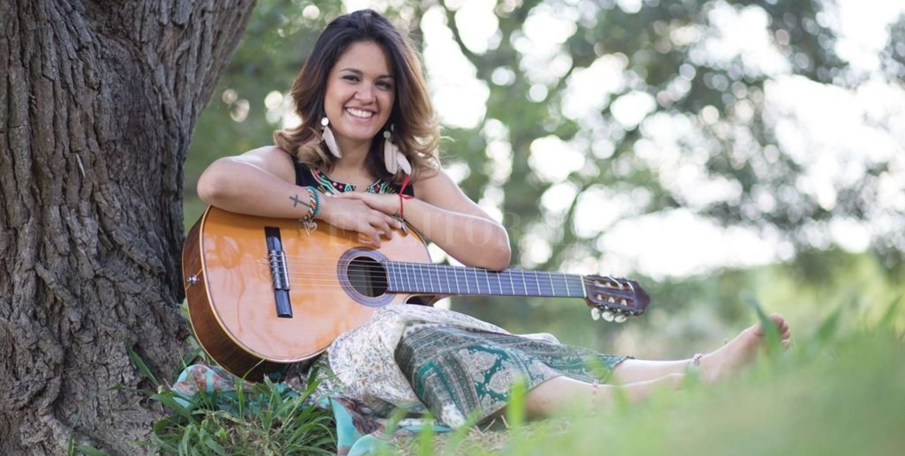 Casiana Torres y Ángeles Deló cierran el ciclo de cantautoras