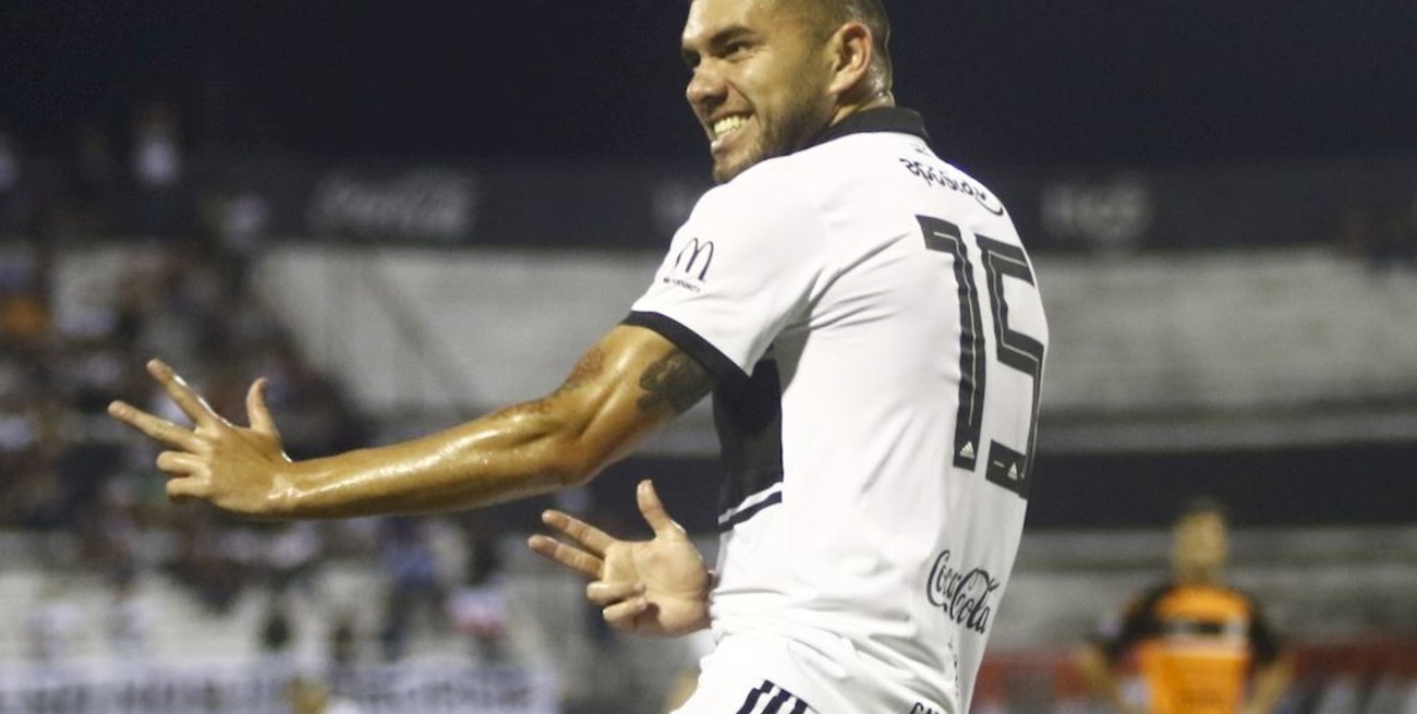 Ortega llega el lunes a Santa Fe