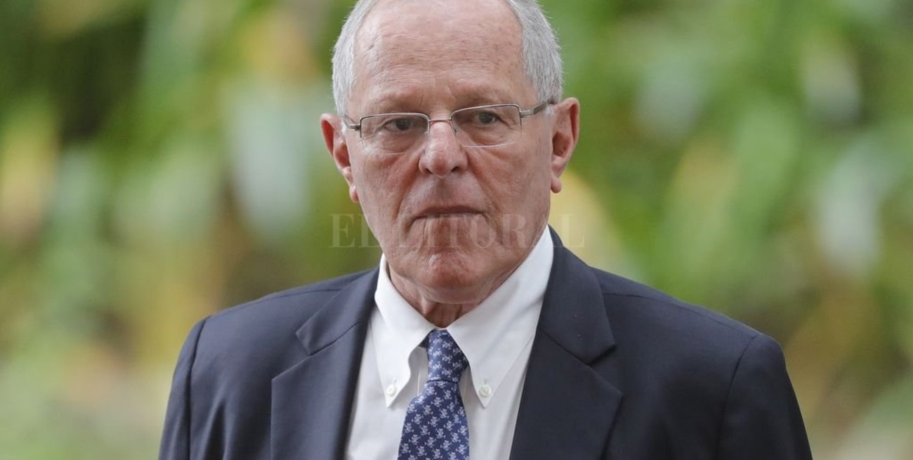 Kuczynski dice que si el Congreso lo destituye el jueves será un golpe de Estado