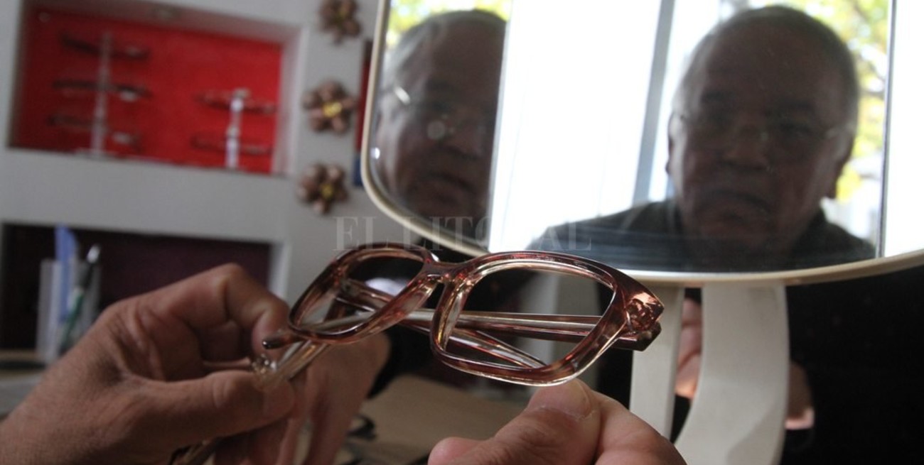 Las ópticas reanudaron la  atención a afiliados a Pami