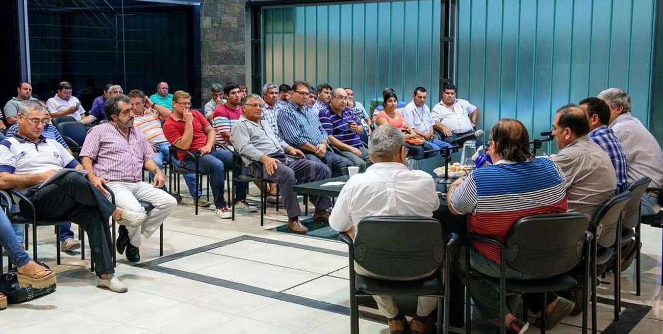 Municipales anuncian tres paros en caso que la propuesta salarial no los conforme